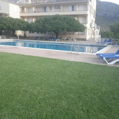 Cal Toa Aparthotel Coll de Nargó